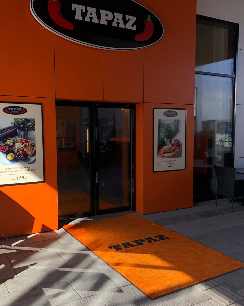 Tapete com logótipo personalizado